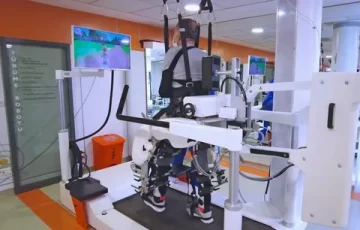 Sanal Gerçeklik (VR) Destekli Rehabilitasyon Nedir ve Ne İşe Yarar? FİZİK TEDAVİ İSTANBUL i 1 Sanal Gerçeklik (VR) Destekli Rehabilitasyon Nedir ve Ne İşe Yarar?