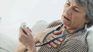 kapak jpp0 cover 4l8v cover Kalp Ameliyatı Sonrası Fizik Tedavi ve Robotik Rehabilitasyon